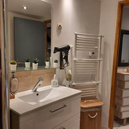 Saint Sauveur * Brevilly